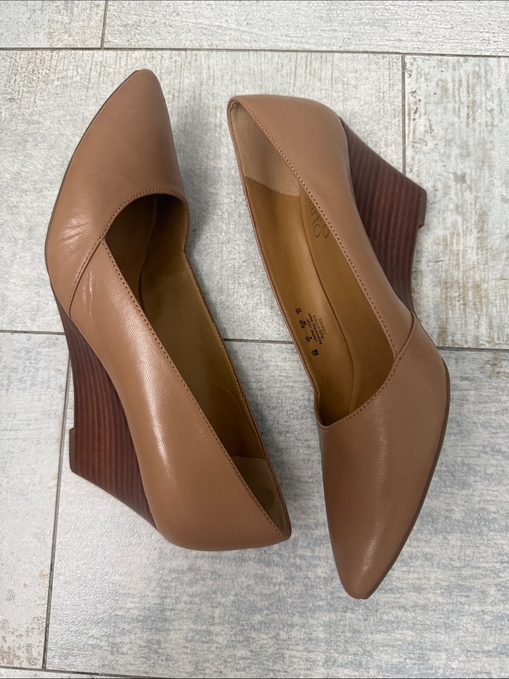 Franco Sarto Wedge - Picture 4 of 9